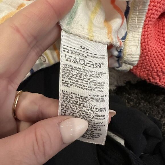 Old Navy Carters Rainbow Striped Romper Cardigan Outfit Sz 3-6 Months Set - Picture 5 of 6